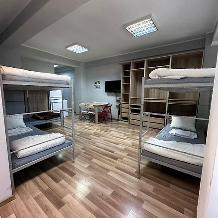 Heights Accommodation Unirii Free Parking Zone Bucharest Exterior photo