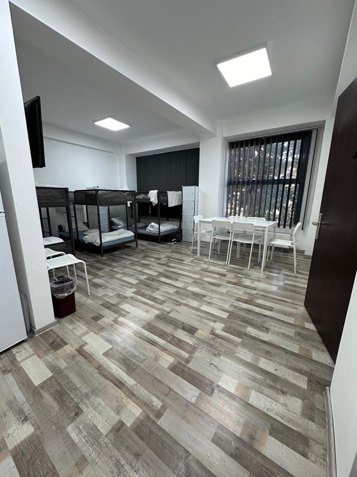 Heights Accommodation Unirii Free Parking Zone Bucharest Exterior photo
