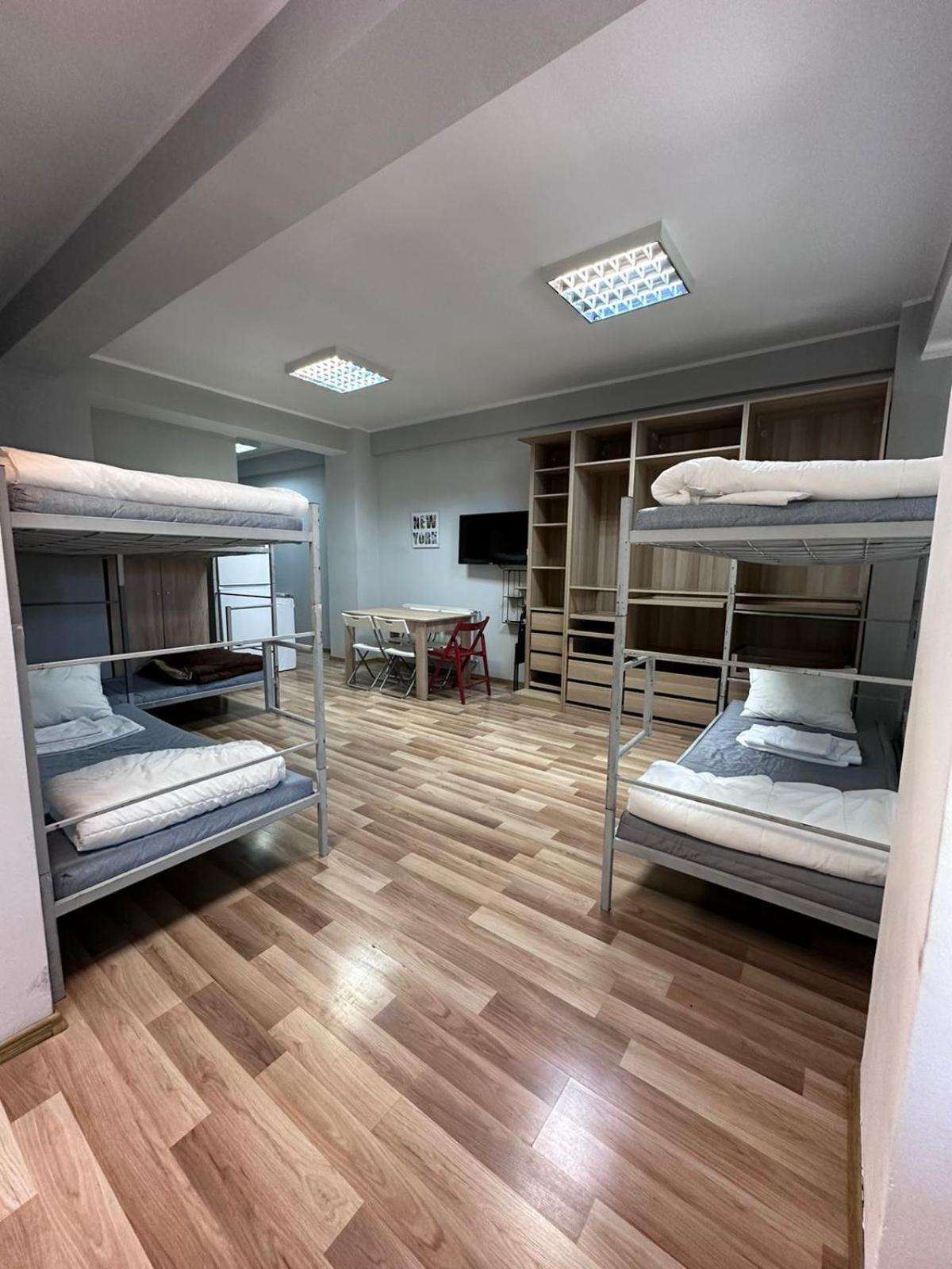 Heights Accommodation Unirii Free Parking Zone Bucharest Exterior photo