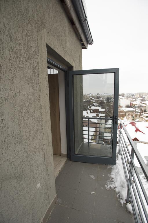 Heights Accommodation Unirii Free Parking Zone Bucharest Exterior photo